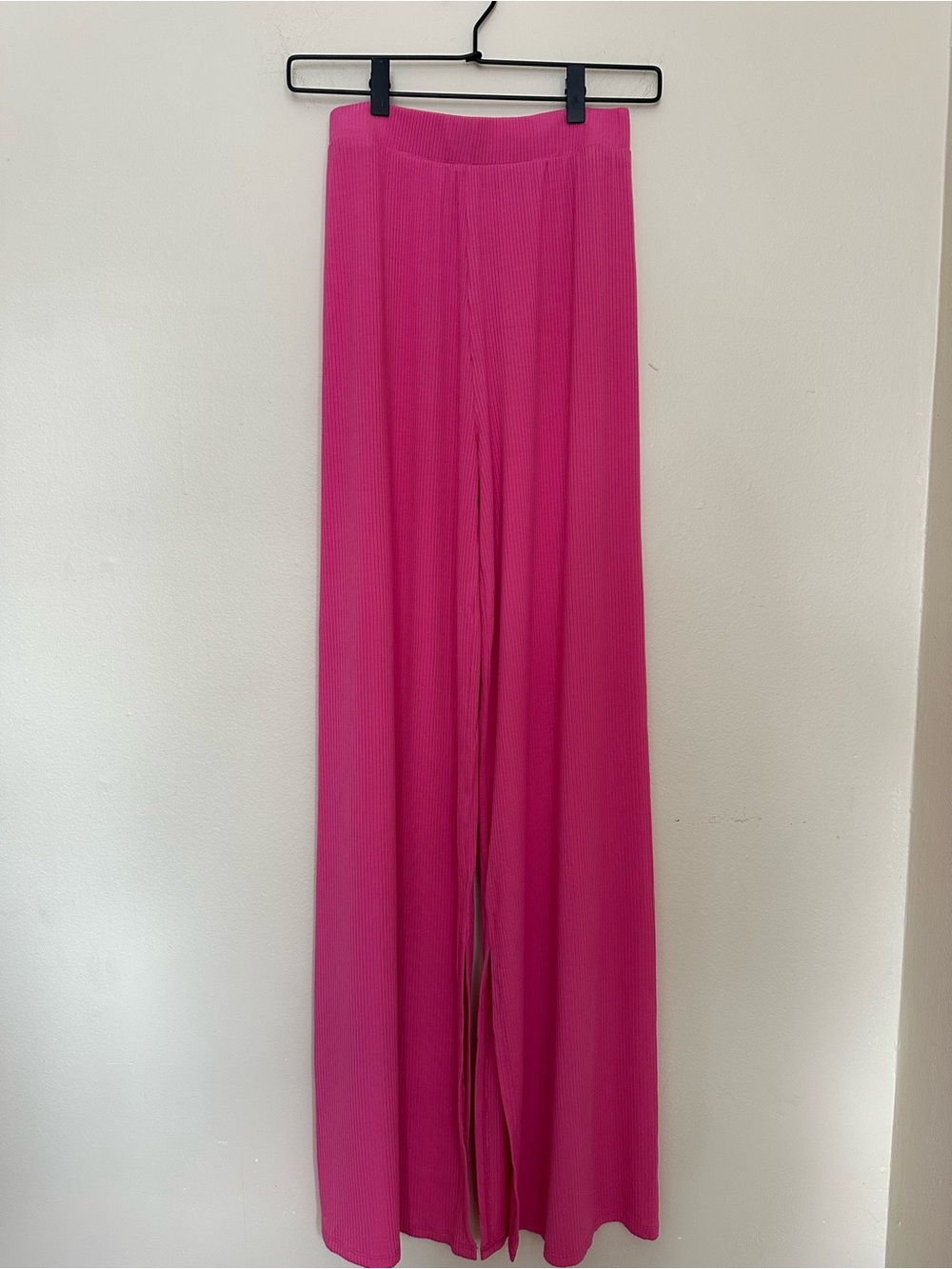 Lulus Pink Ribbed Wide Leg Pants Women’s Size Small NWOT High Rise Lounge Pants